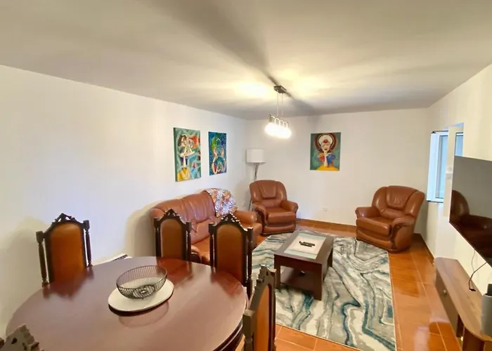 Picturesque Vila Porto Da Cruz